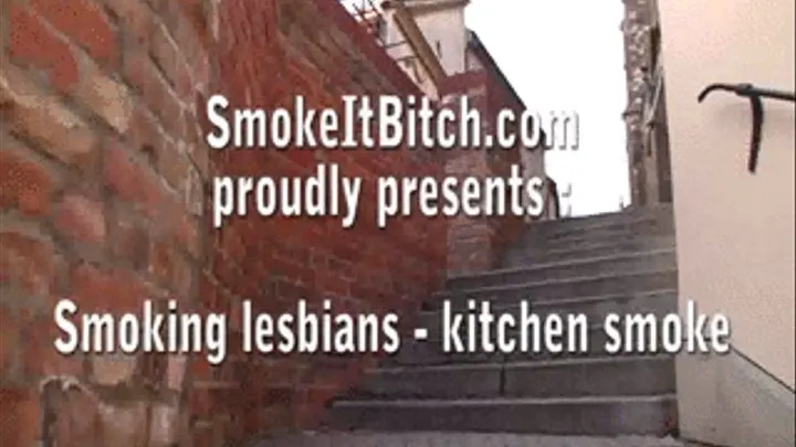 Smoking amateurs in kitchen