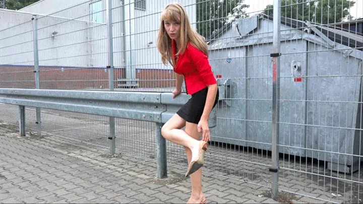 814. Francine in high-heeled shoes - complete