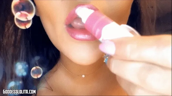 Kissable Shiny Pink Lips