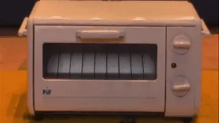 Toaster under sweet Ass