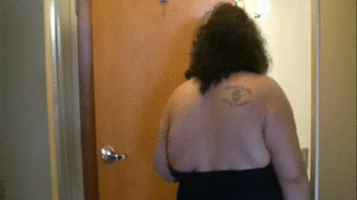 Garmers: New Model Sapphire -- BBW Goddess - Takes A Shower Before Filming