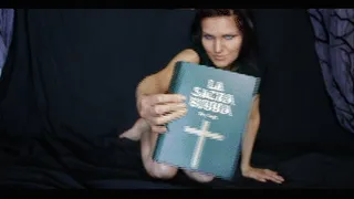 DISTRUZIONE DELLA BIBBIA!