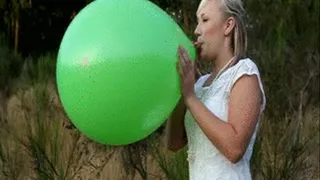 Kourtney green blow to pop balloon - NEW