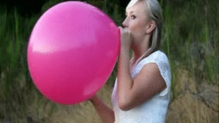 Sexy Pink balloon Blow to Pop with Kourtney!!