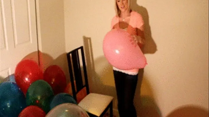 Kourtney sit pop balloon