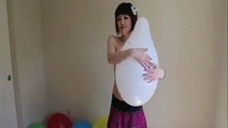 Semi-nude balloon popping party with Sunny!