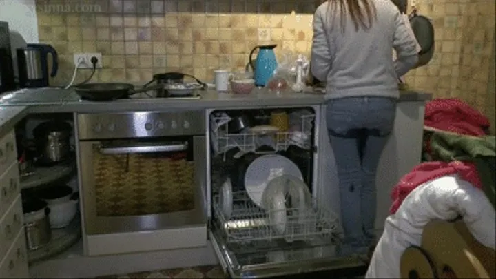 'HD' 'Just letting go wherever I stand - subtle kitchen cleanup massive wetting'