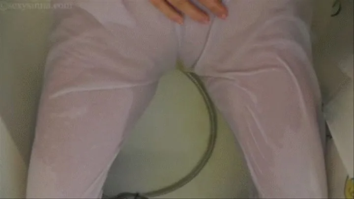 'HD' 'Clothed bath, peeing through white transparent pants'