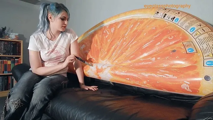 Harley Inflates & Destroys Orange Float