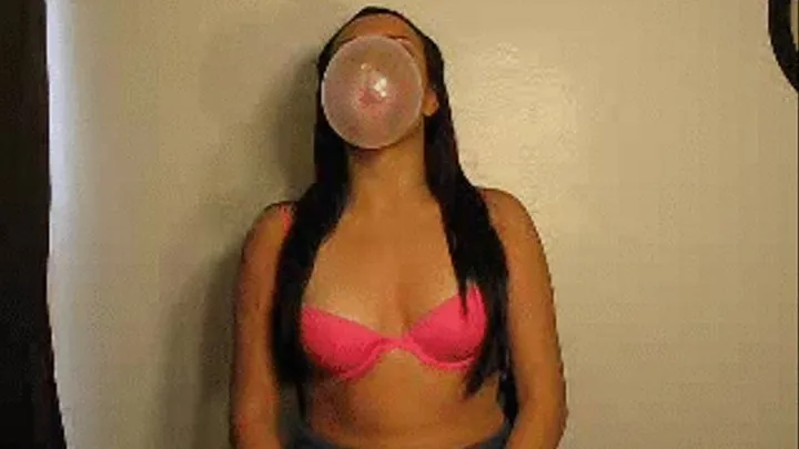 Pink Bubbles, Pink Bra