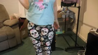 Ass and leggings fetish w my new colorful skulls leggings