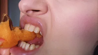 APRICOT SEXY CHEWING SHOW