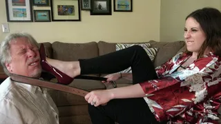 Facebusting Brad in heels [ ]