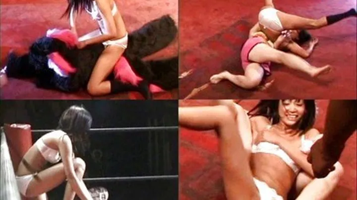 Schoolgirl Fights In The Ring For Added Allowance - CFLD-032 - Full version ( - AVI Format)