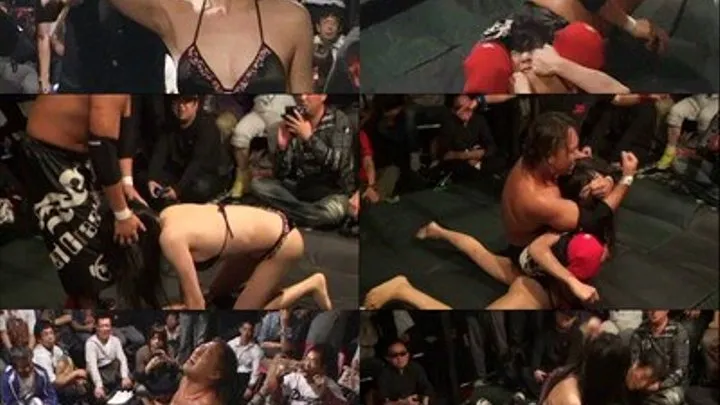 Male Wrestler Tackles Bikini Babe! - Full version - CPD-095