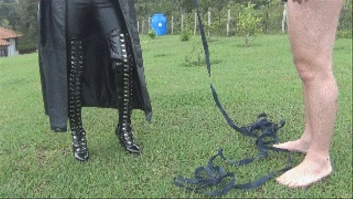 Lunge whip training by a Leather Goddess