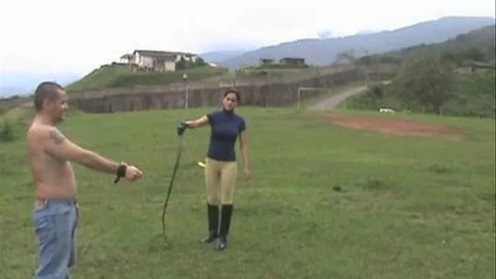 Diosa Outdoor Bullwhip Target Practice