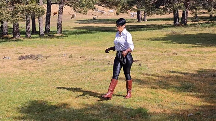 AFQ Collar Up Bullwhipping outdoors in the Spanish Sierra