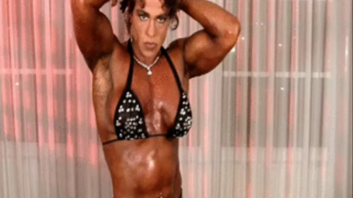 Dana Capobianco Muscle Girl Oil Up Pose Down, part 2