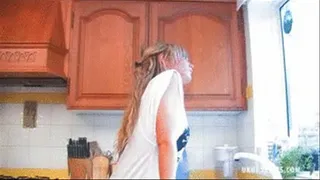 Upskirt Harley Kent in kitchen - iPod