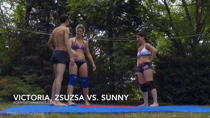 Victoria, Zsuzsa vs Sunny