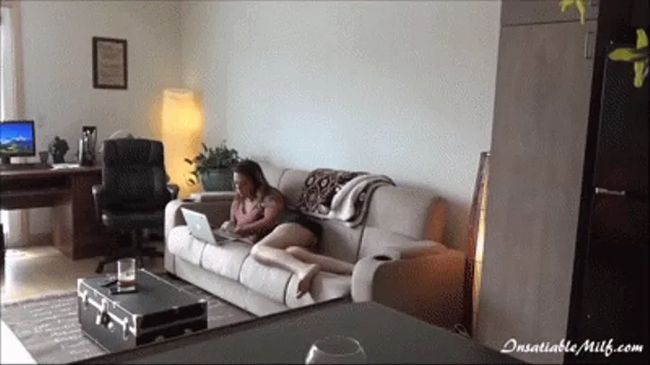 Tricking Step-Mom Into Sex