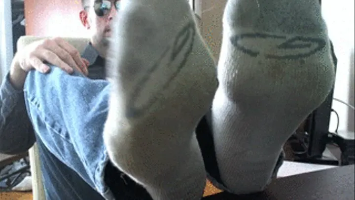 Lick The Soles of My Feet, Dirtbag! ( .)