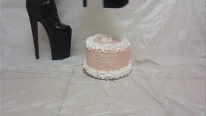 Fetish Boots and Ass Crushing Cake