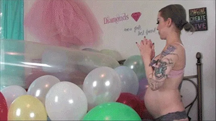 Tara loves balloons