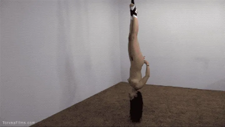 Foot Hanging Arielle Lane