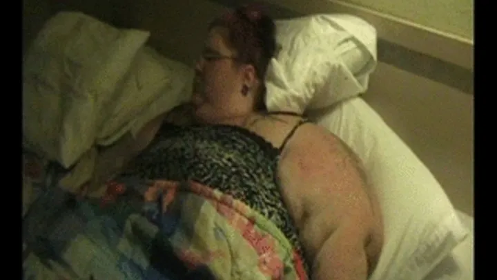 Sinfully Divine SSBBW (over 600 lbs.) - Napping