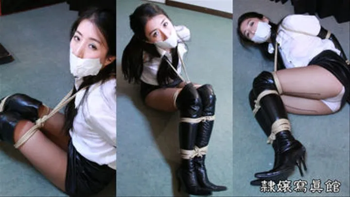 Knee-High-Boots Bondage 2 - Misuzu hayashi - Sacrifice in Black Boots - Part 1 Balltied