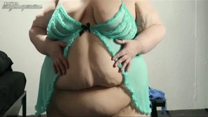 Fatty Tries On Lingerie