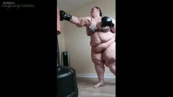 SSBBW Boxing