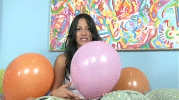 Veronica's High School Balloon Graduation Clip