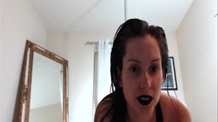 WEBCAM: Dark Lipstick And Dildo Fucking