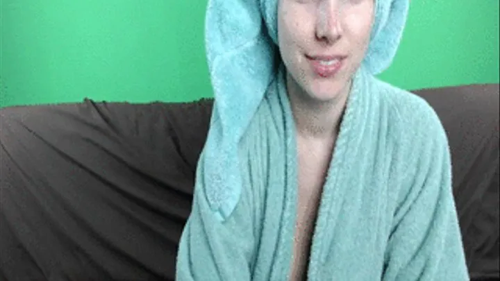 WEBCAM: After Shower Oil Vibrator Masturbation