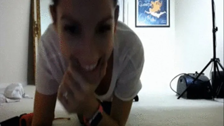 WEBCAM: Twerking Old School Music Vibrator Orgasm