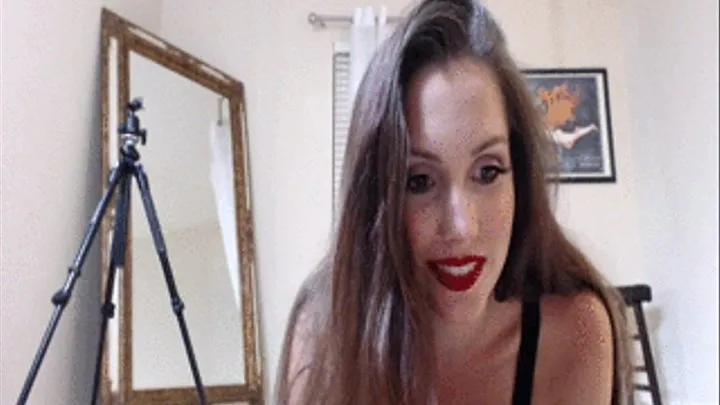 WEBCAM: Photoshoot Outfits BTS Dildo Fucking