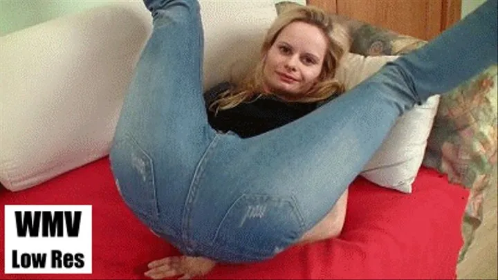 Her hot jeans ass turns you on (Low Resoluton)