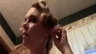 Alexa Cleans Her Ears