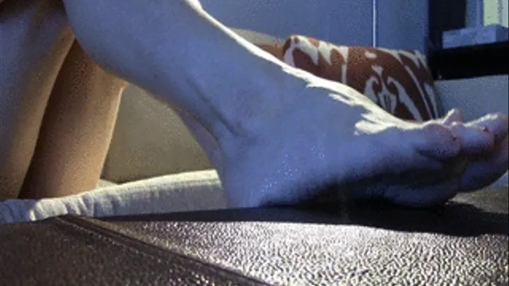 Alexa Show Off Her Feet