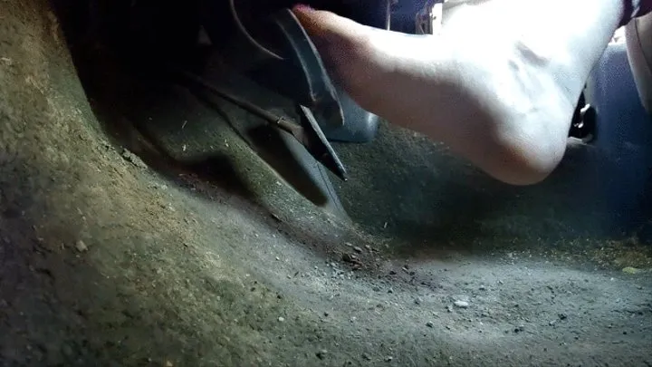 drivers view barefoot brake pumping 121