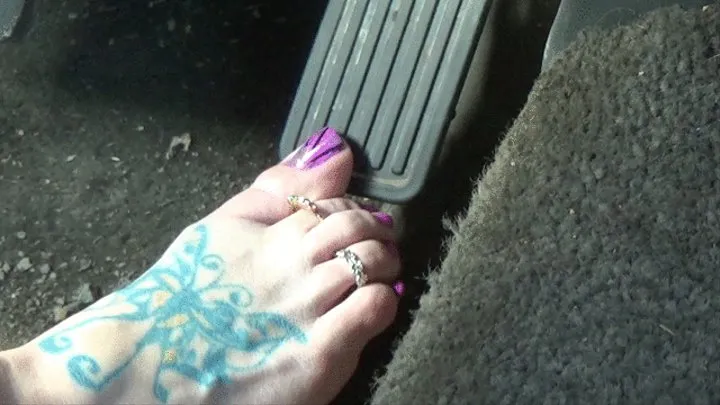 driving barefoot pink nails big toe only 121