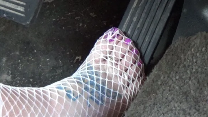 revving in white fishnets up close 221