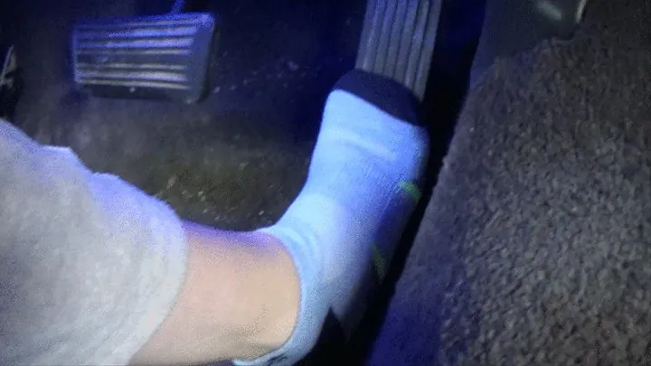 driving in my white and black toe socks 221