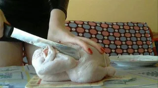 Cutting up a poultry with a long teeth