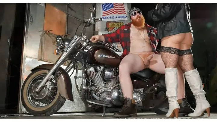 What a BIKER SLUT!