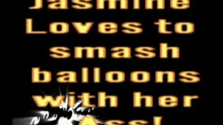 Jasmine Loves to smash Baloons with her ass!