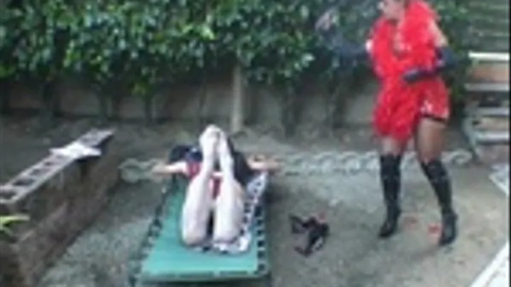 "Tanning" To The Sound Of Her Whip In The Garden (4° part - 3GP)